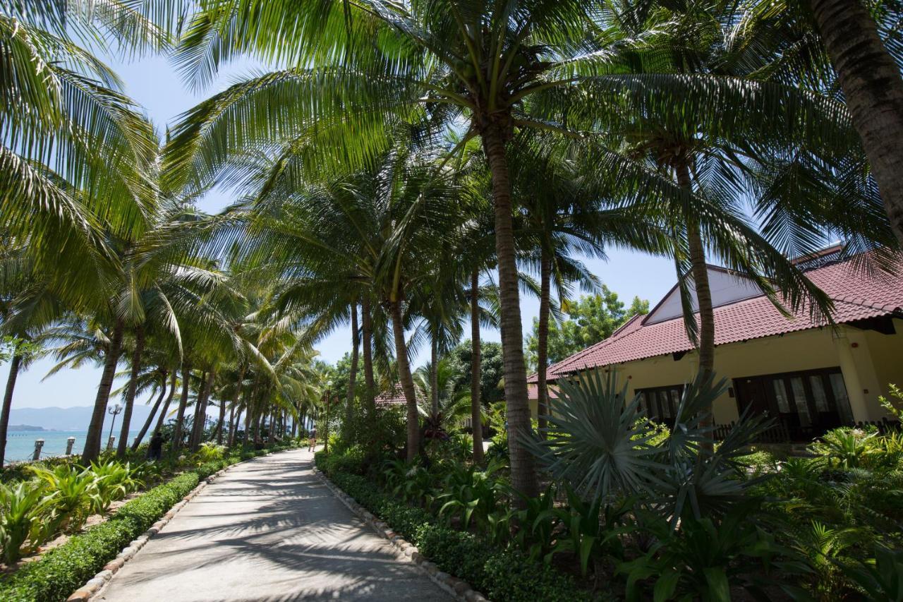 Diamond Bay Resort & Spa Nha Trang Exterior foto